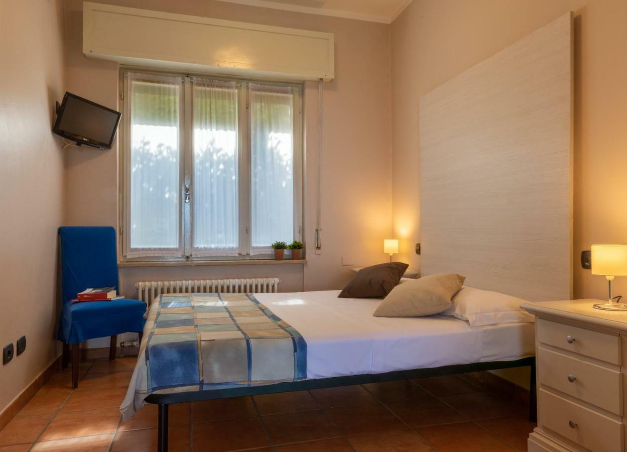 Borgo Blu Poggio Aparthotel Lazise Exterior photo