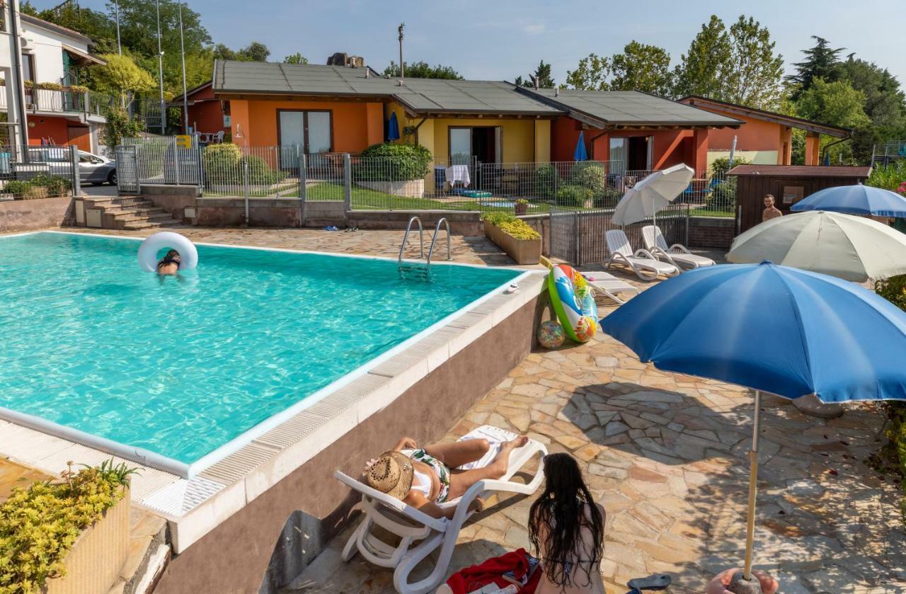 Borgo Blu Poggio Aparthotel Lazise Exterior photo